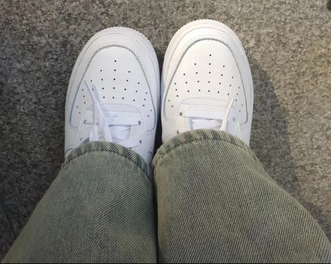 Alternative view of Giày Nike Air Force 1 GS 'White Pink Glaze' CT3839-104