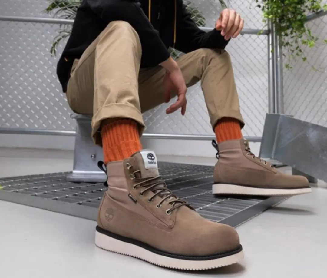 Alternative view of Giày Timberland Suede Waterproof 'Dark Beige' A4216D82