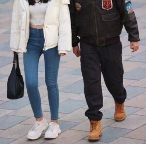 Alternative view of Giày Timberland A Bathing Ape x Undefeated x 6 Inch 'Wheat' TB-0A1R7Y-231