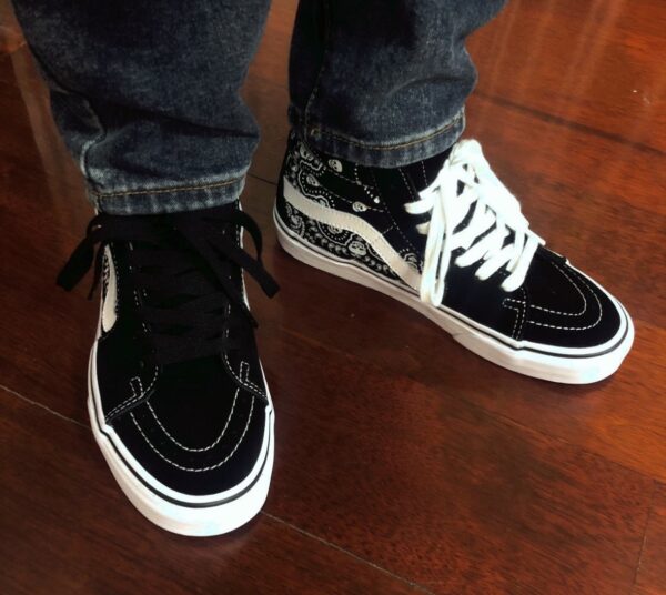 Giày Vans Sk8-Hi 'Bandana Black' VN0A32QGD9S - Hình ảnh 2