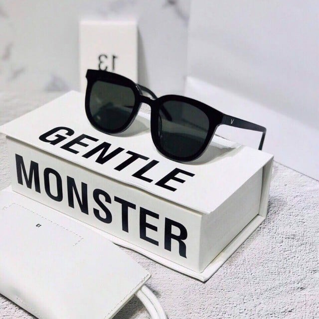 Thẻ chứng nhận hàng chính hãng của Gentle Monster