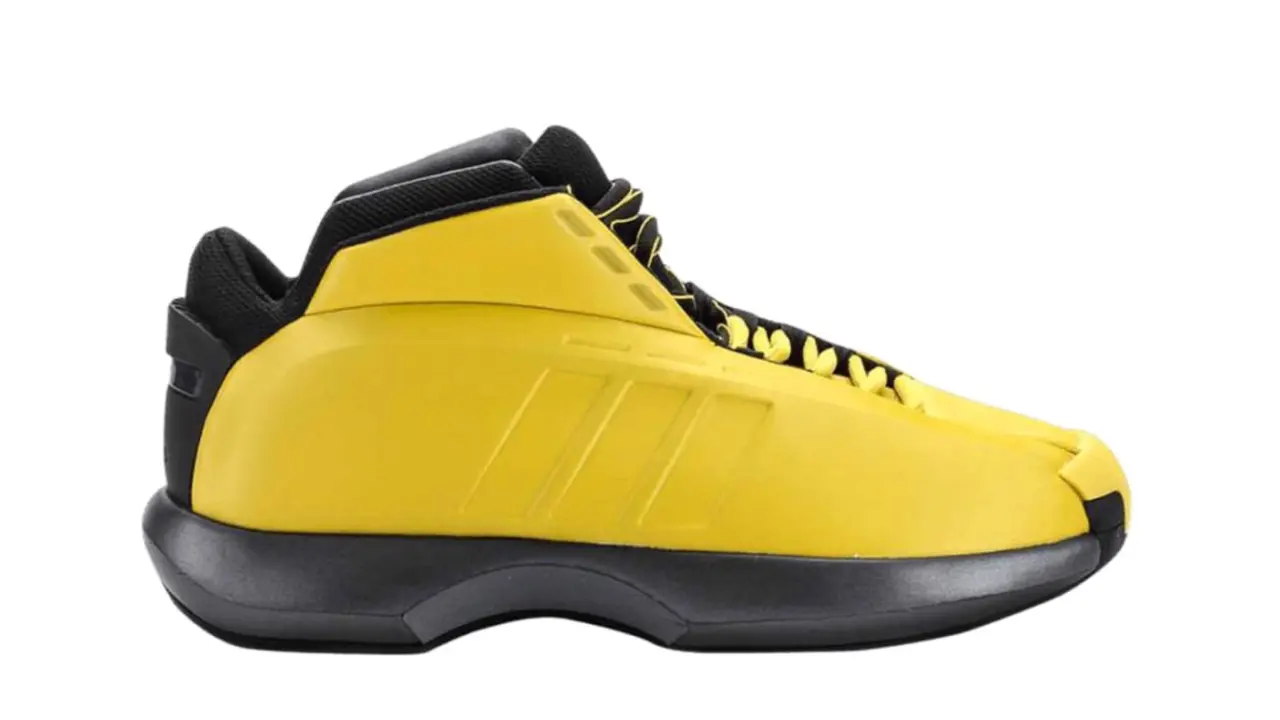 Giay Sneaker Adidas cua Kobe Bryant sap duoc tro lai