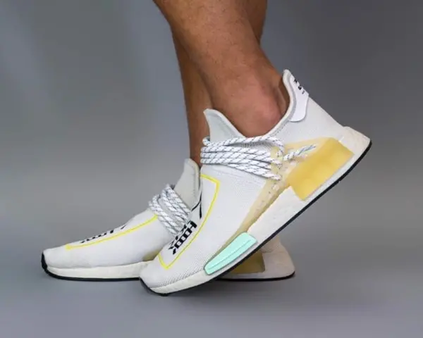 adidas ra mat phoi mau Human Race danh rieng cho thi truong chau A