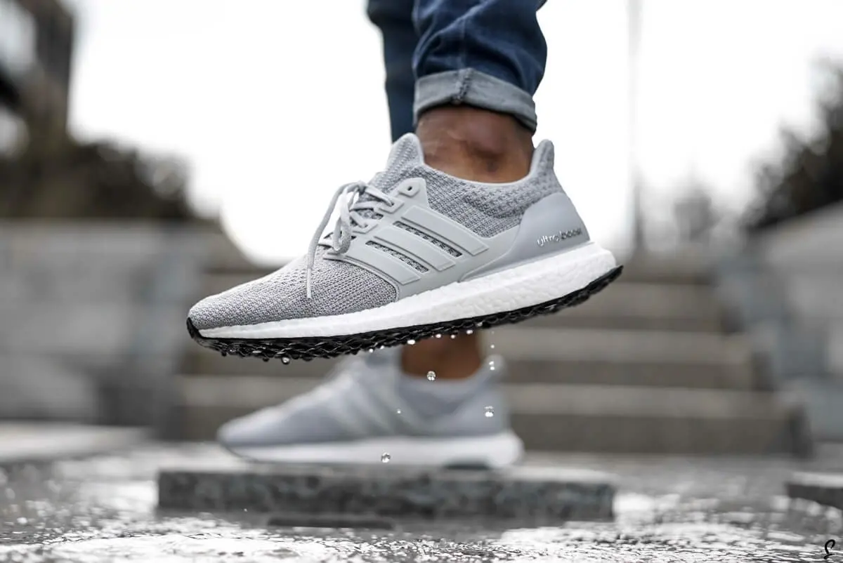 Top nhung doi Ultra Boost duoc yeu thich nhat tinh den nam 2021