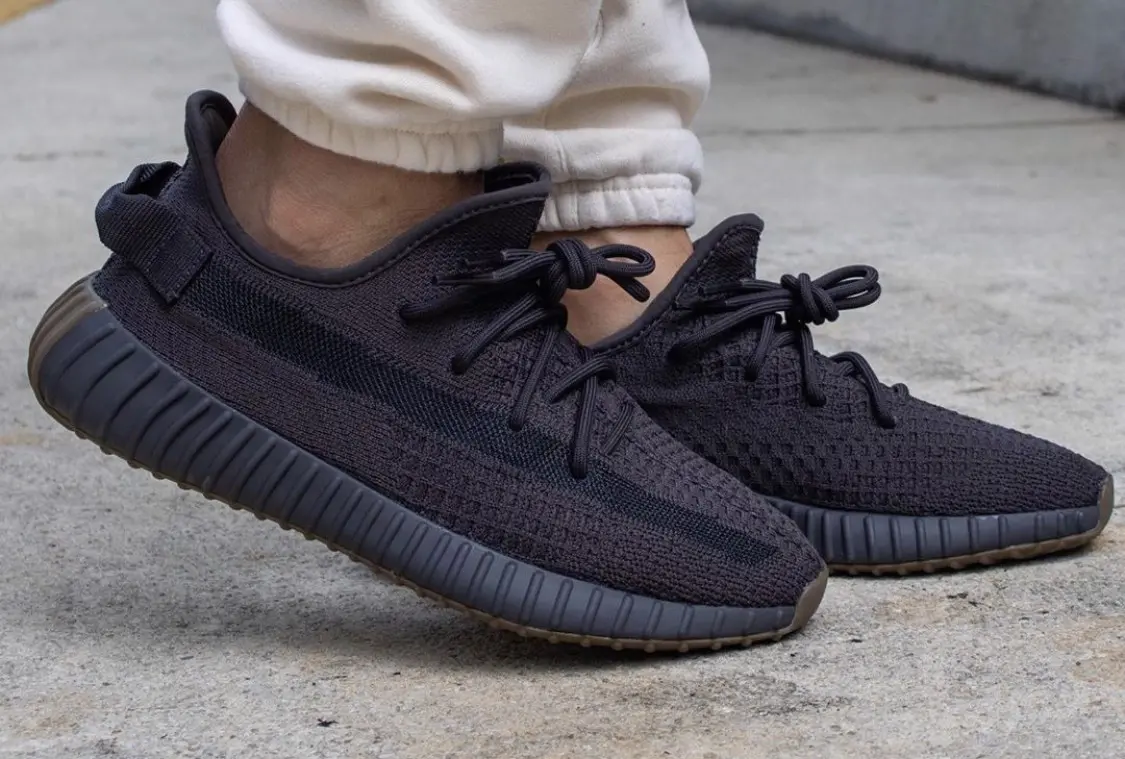 Legitcheck: Cach phan biet Yeezy Boost 360 v2 "Cinder"