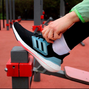 Giay Adidas UltraBoost 22 'Black Magic Grey' GX3060