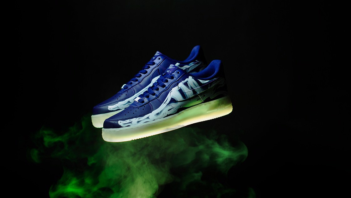 Review giay: Nike Air Force 1 Skeleton Purple-Ma mi va day quyen ru