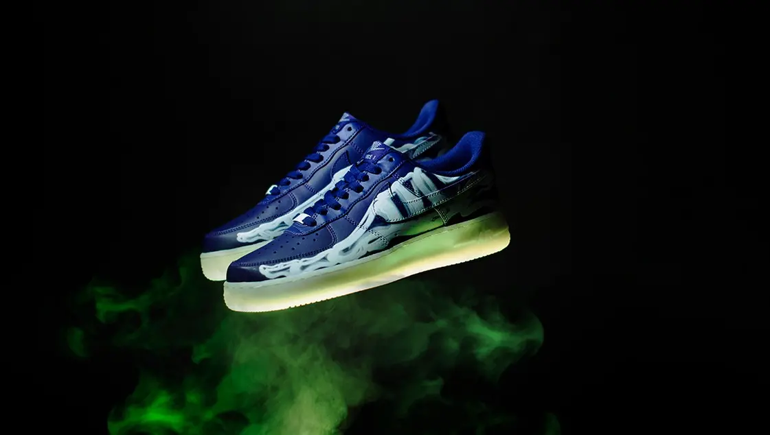 Review giay: Nike Air Force 1 Skeleton Purple-Ma mi va day quyen ru