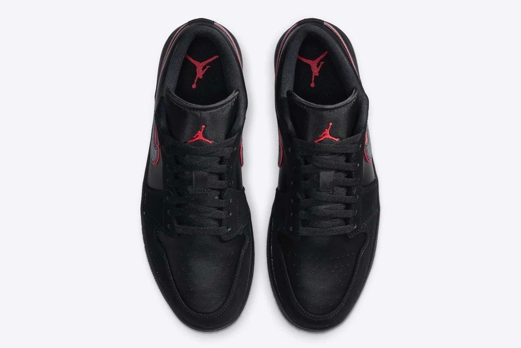 air-jordan-1-low-red-orbit-chu-bao-den-cua-jordan-1