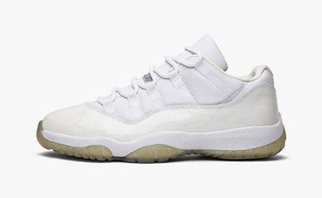 Air Jordan 11 Retro Low “Light Zen Grey” Phối màu: White/Light Zen Grey Code: 136053-101