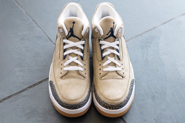 Hinh anh 3: Air Jordan 3 lan dau tien xuat hien chat lieu Denim va Khaki