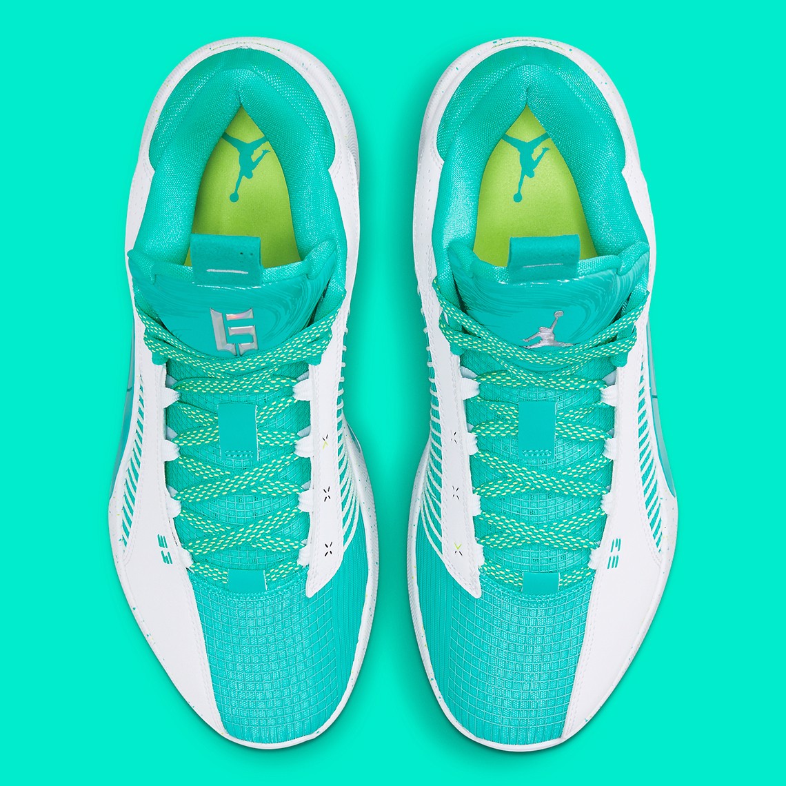 air-jordan-35-low-lo-hinh-anh-moi-nhat-trong-lop-ao-ngoc-bich-guo-ailun-pe