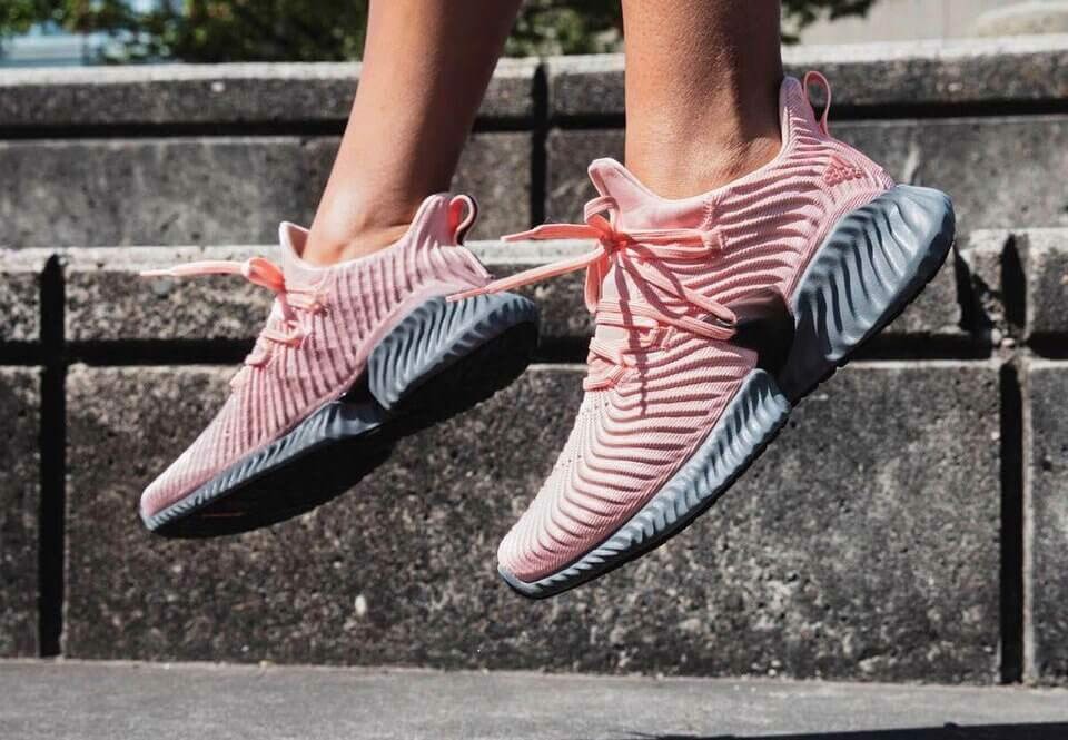 diem-danh-top-4-mau-giay-chay-bo-adidas-co-hieu-nang-tot-nhat
