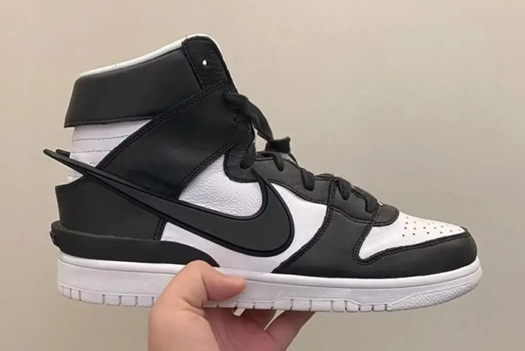 Nhung hinh anh chinh thuc dau tien cua AMBUSH x Nike Dunk High