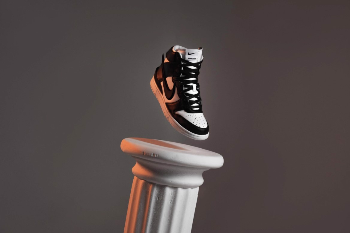 reseller-con-song-than-vo-tan-cua-van-hoa-giay-the-thao