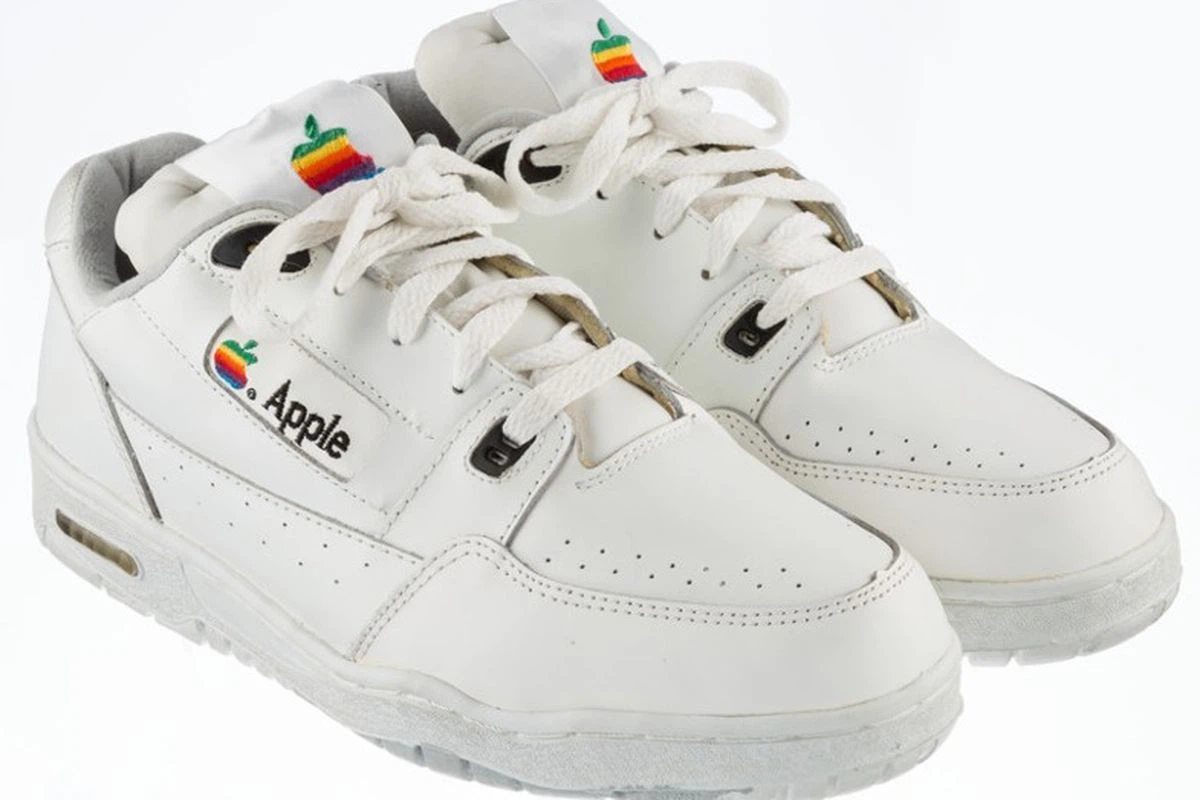 apple-san-xuat-ca-giay-sneaker-voi-gia-ban-10-ngan-usd