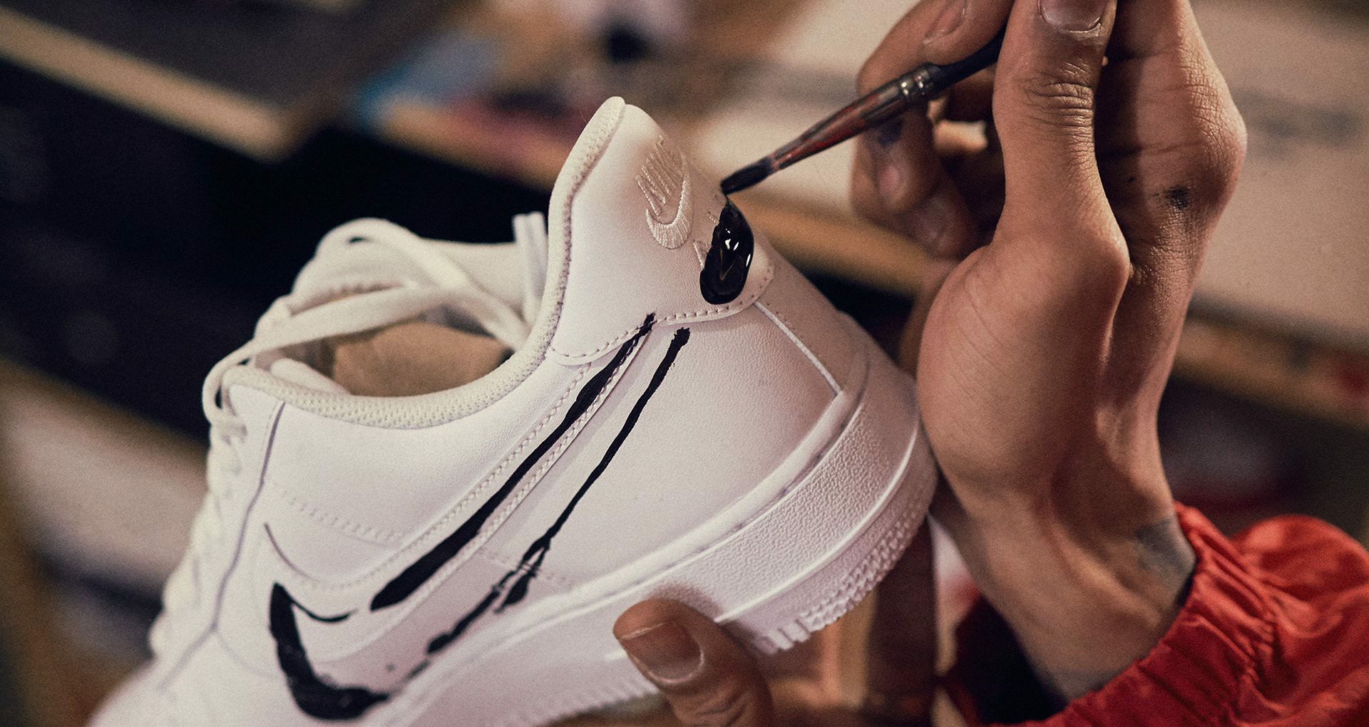 su-giao-thoa-giua-ju-working-on-projects-va-nike-sky-force