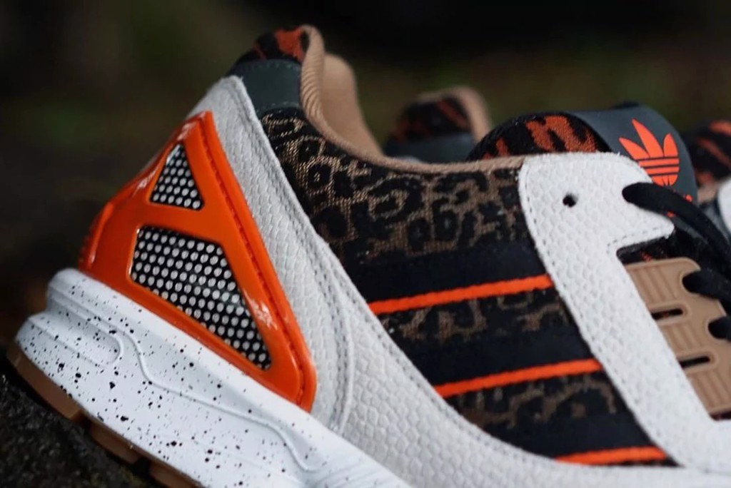 atmos-va-adidas-tha-con-thu-hoang-zx-8000-cua-minh-dau-thang-8