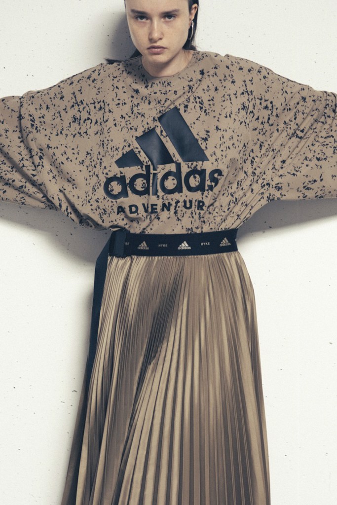 Cùng nhau chiêm ngưỡng bộ sưu tập của HYKE hợp tác với adidas-Hiking FW20