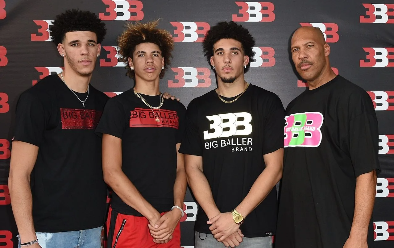 giay-luxury-cua-thuong-hieu-big-baller-duoc-dinh-gia-la-te-nhat