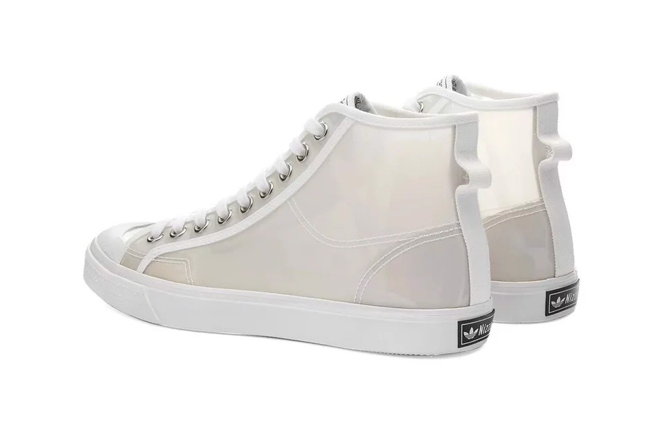 bare-all-voi-doi-adidas-nizza-translucent