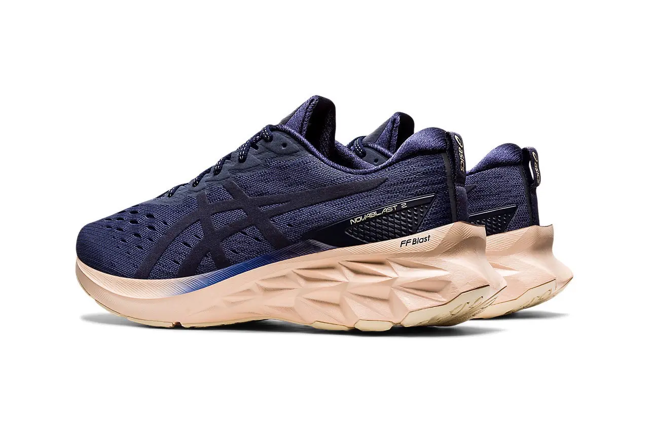 Nhung hinh anh chinh thuc ve phien ban ASICS NOVABLAST 2