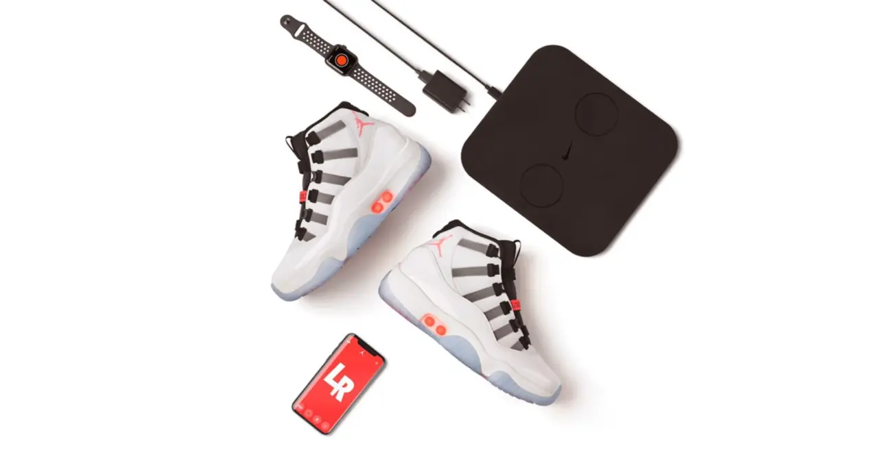 Nike Air Jordan 11 Adapt tu that day cuc thong minh