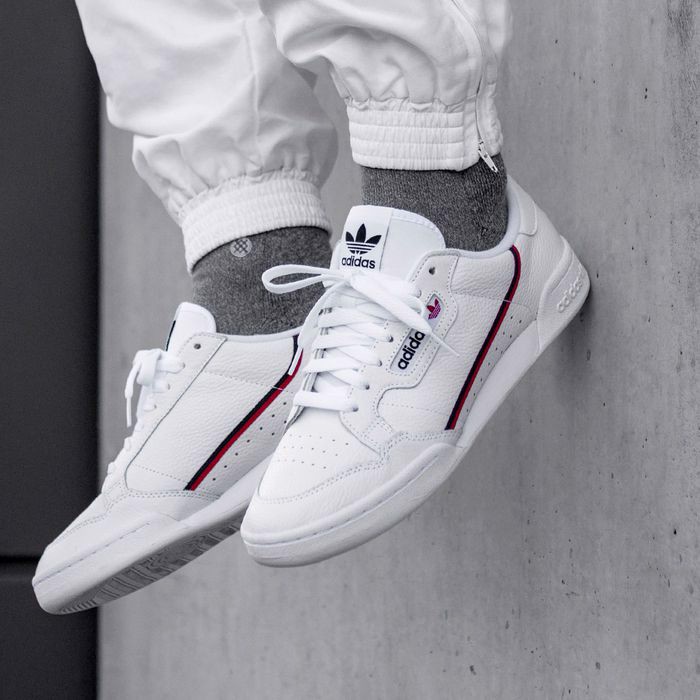 nhin-lai-lich-su-hinh-thanh-phat-trien-adidas-continental-va-su-tro-lai-manh-me-trong-thoi-gian-nay