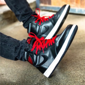 Alternative view of Giày Nike Air Jordan 1 Retro High OG 'Black Gym Red' 555088-060