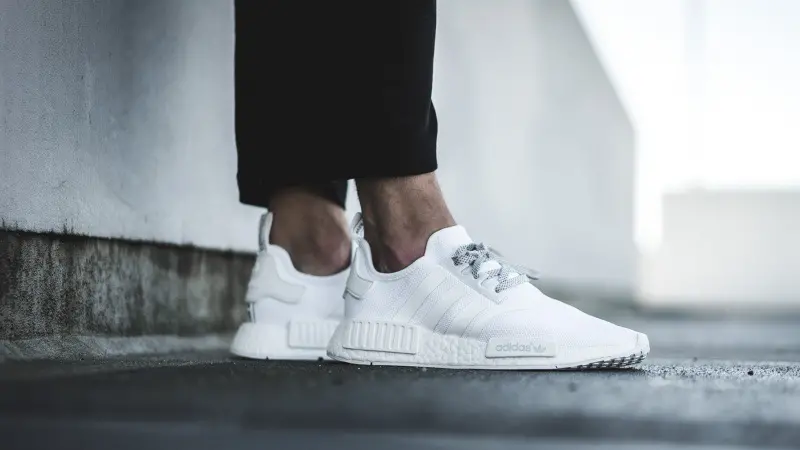Legit check: Cach phan biet Adidas NMD Runner Pk Real va Fake