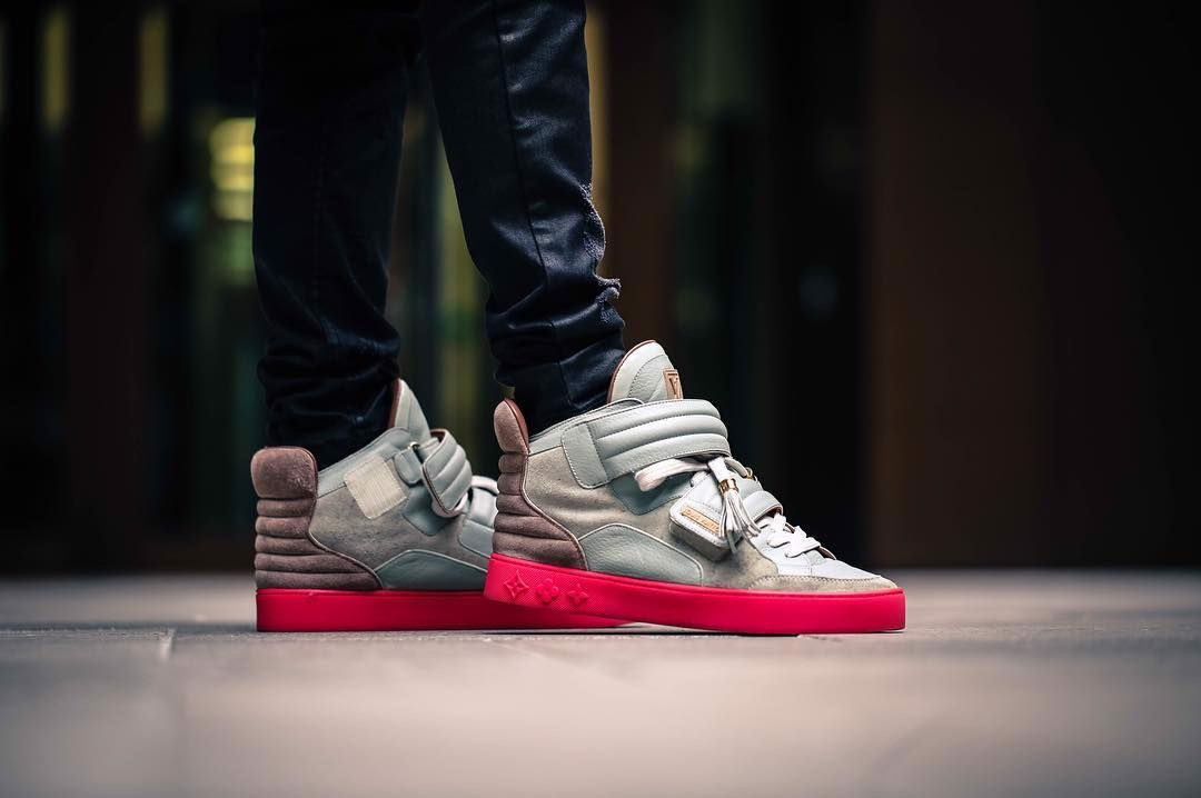 tai-sao-giay-the-thao-co-the-tro-thanh-mot-nen-cong-nghiep-ti-do