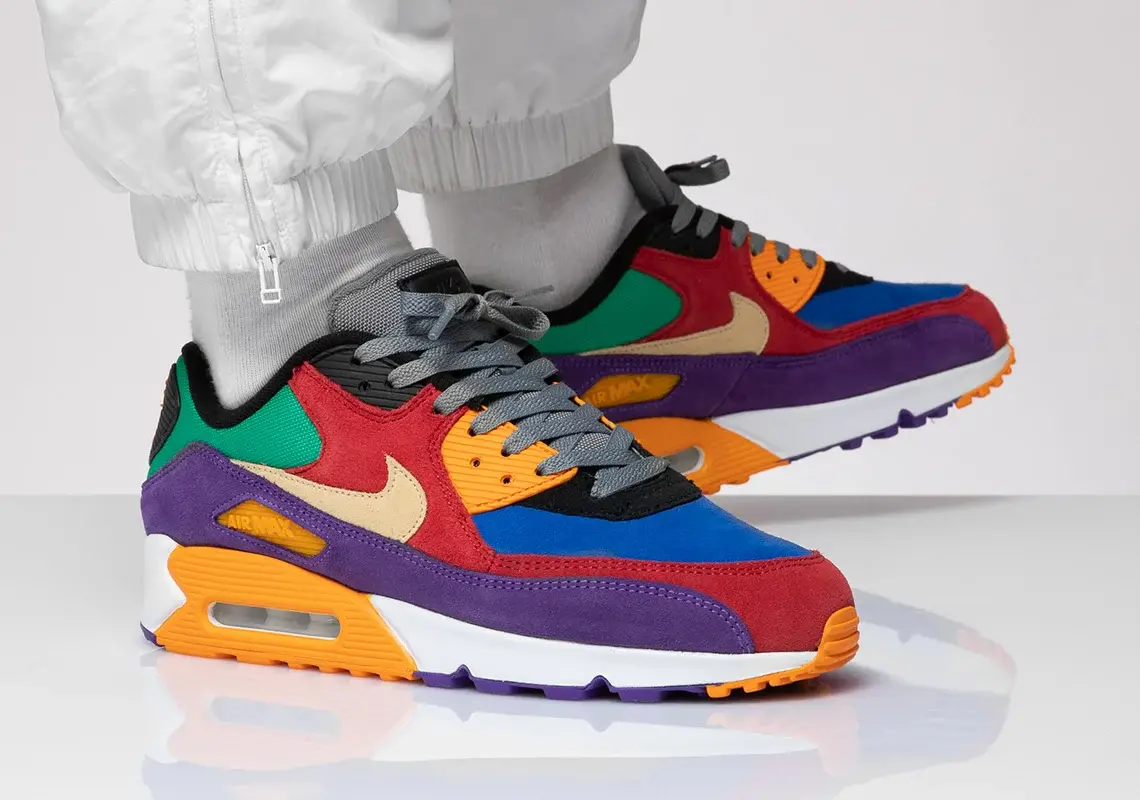 Legit check: Huong dan cach phan biet Nike Air Max 90 Real va Fake