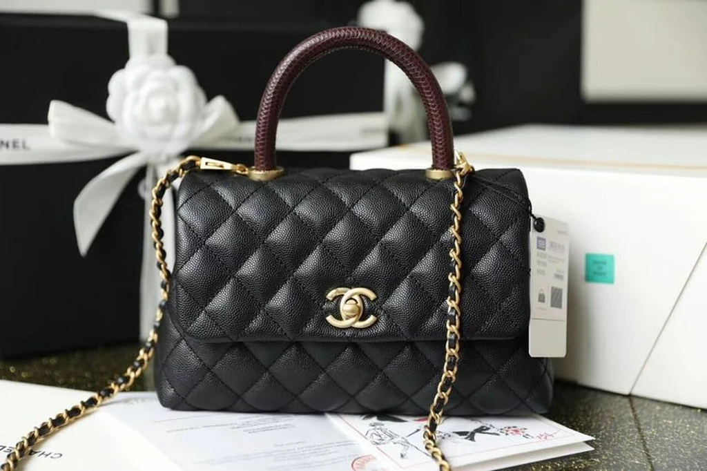 CHANEL BAG AuthenticOriginal Complete Set Luxury Bags  Wallets on  Carousell
