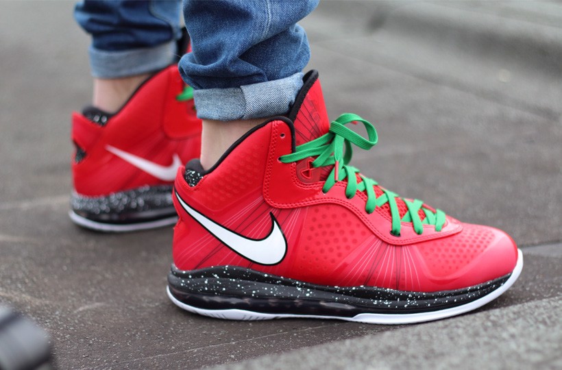 gap-go-va-tro-chuyen-cung-nha-suu-tap-giay-the-thao-chinese-will