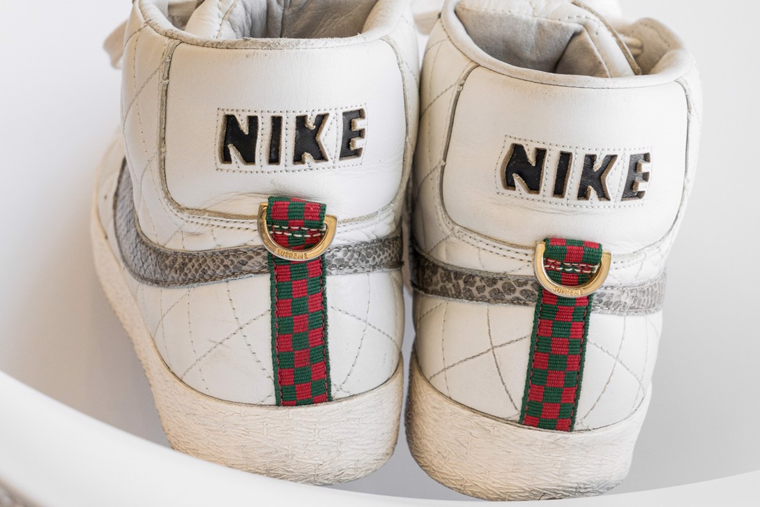 su-giao-thoa-giua-nick-sisombath-va-supreme-x-nike-blazer