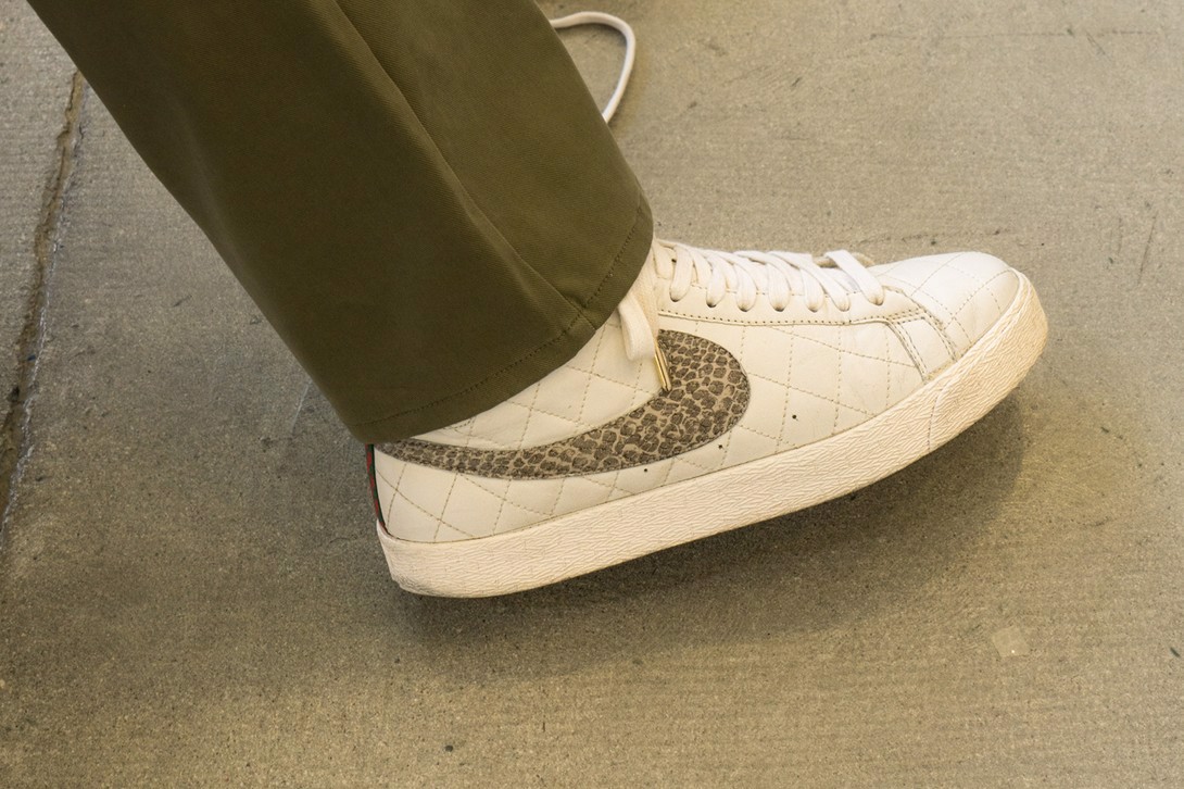 su-giao-thoa-giua-nick-sisombath-va-supreme-x-nike-blazer