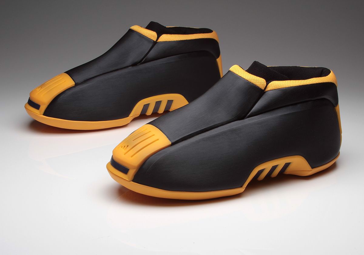 top-5-mau-giay-gay-kho-chiu-cho-nguoi-nhin-no