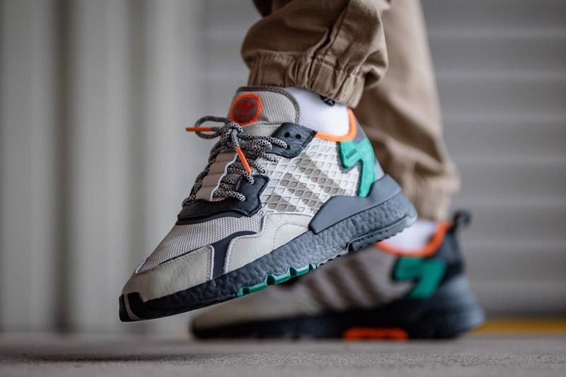 10-li-do-de-ban-lua-chon-so-huu-cho-minh-phien-ban-adidas-nite-jogger