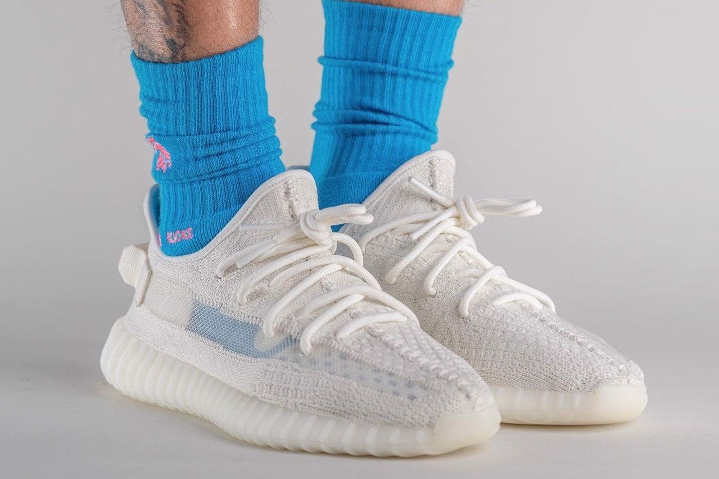 yeezy boost 350 on feet