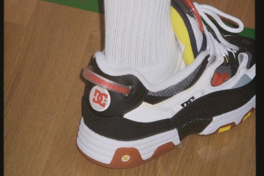 doublet-va-dc-shoes-gioi-thieu-mot-doi-hybird-moi-toanh