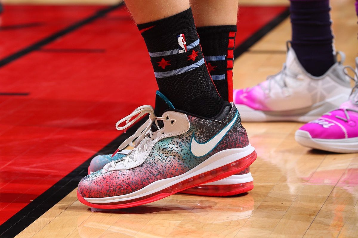 top-23-doi-giay-lebron-james-dep-nhat-va-dac-biet-nhat-phan-2