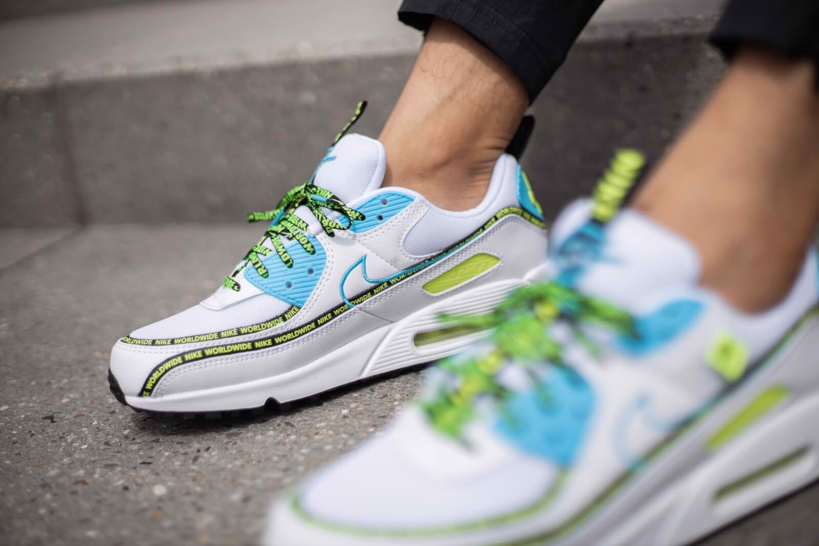 nhung-dieu-ban-can-biet-truoc-khi-so-huu-mot-doi-nike-air-max-90-se