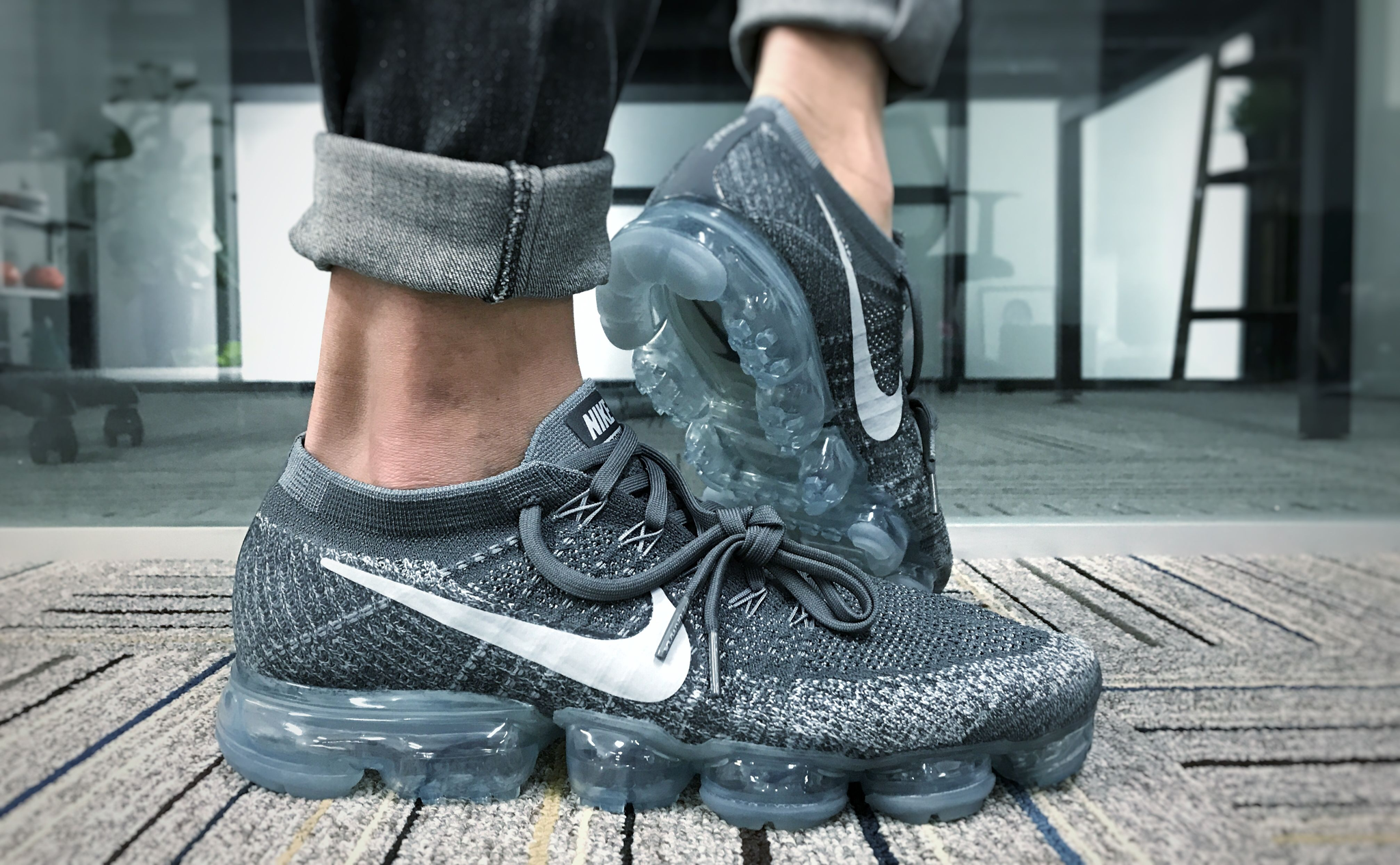 8-loi-khuyen-cuc-ky-huu-ich-cho-ban-truoc-khi-mua-nike-air-vapormax