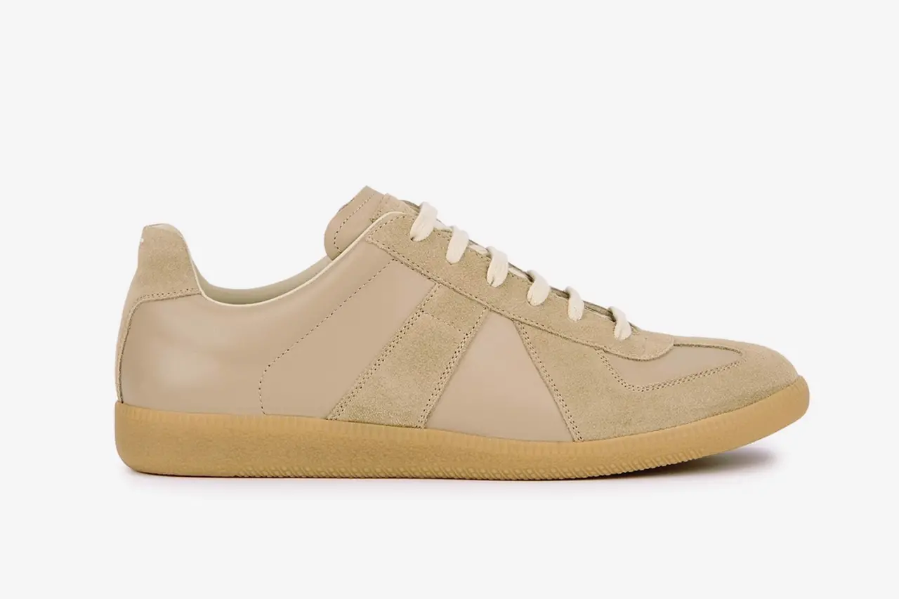 Top nhung doi luxury Sneaker tuyet voi nhat trong he 2021