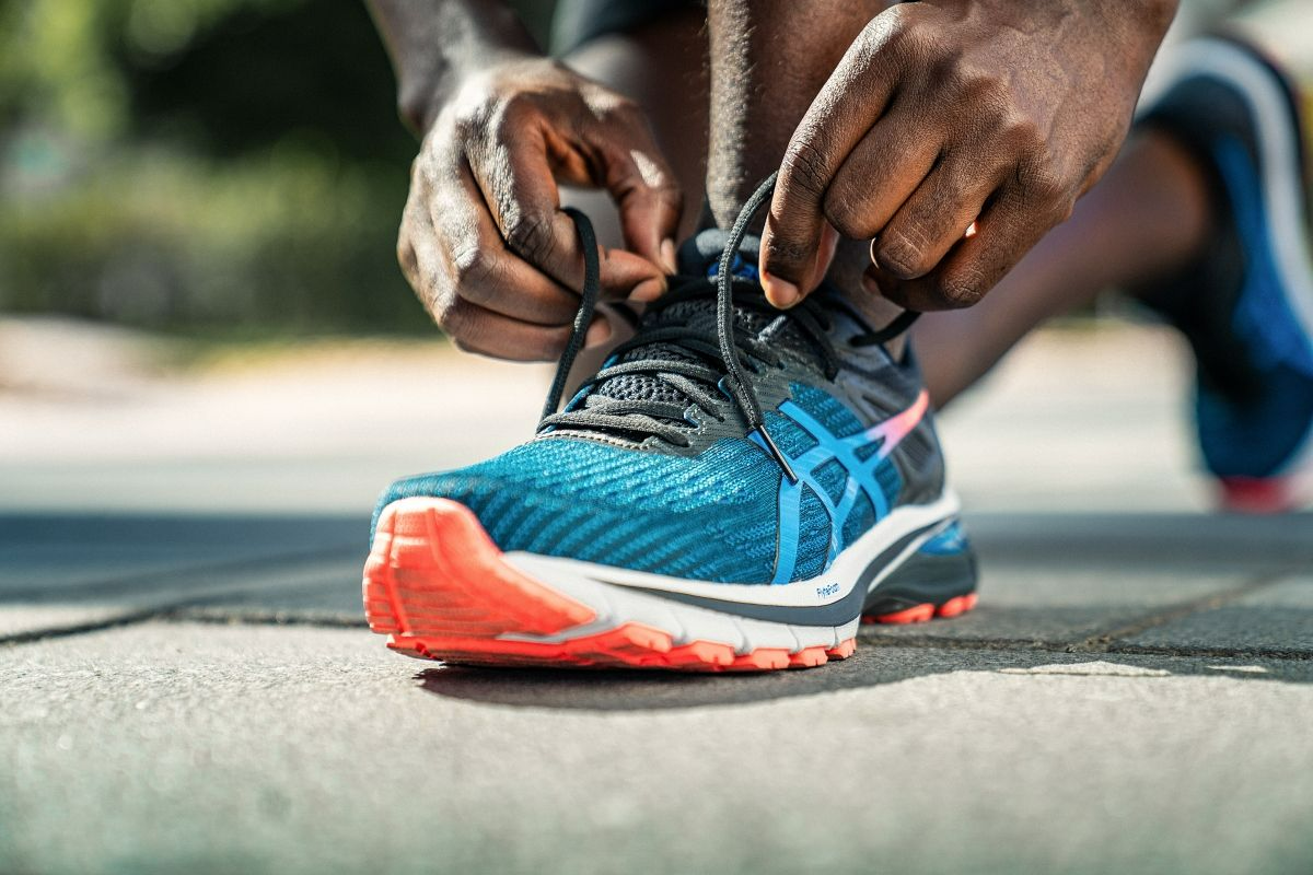 top-nhung-doi-giay-the-thao-asics-ban-nen-so-huu-ngay-hom-nay-phan-2