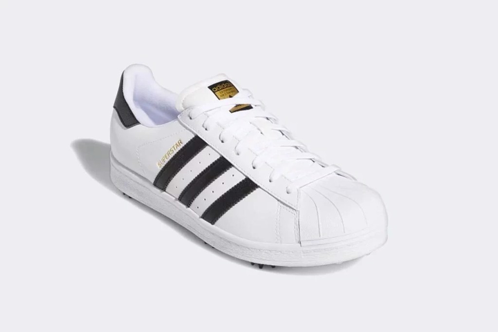 san-sang-di-danh-golf-voi-adidas-superstar,-giay-danh-gold-phong-cach-retro