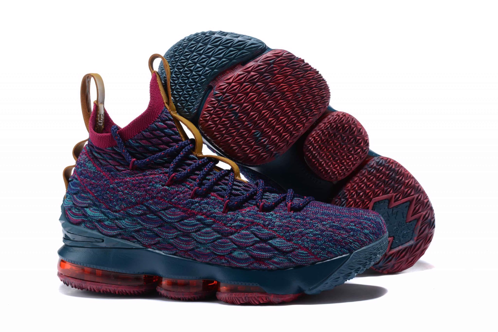 nhung-dieu-chua-ke-ve-giay-bong-ro-lebron-james