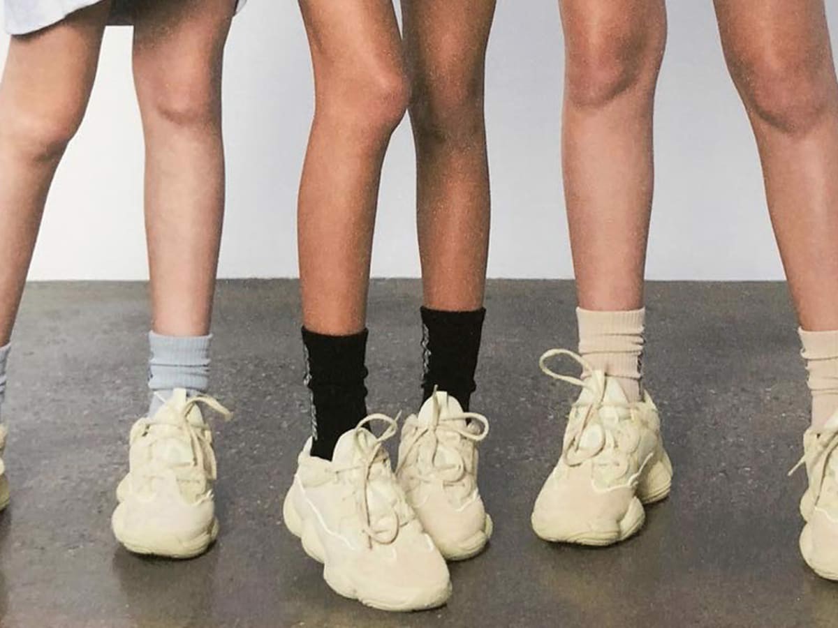 cach-kanye-west-lam-nen-su-thanh-cong-cua-thuong-hieu-yeezy