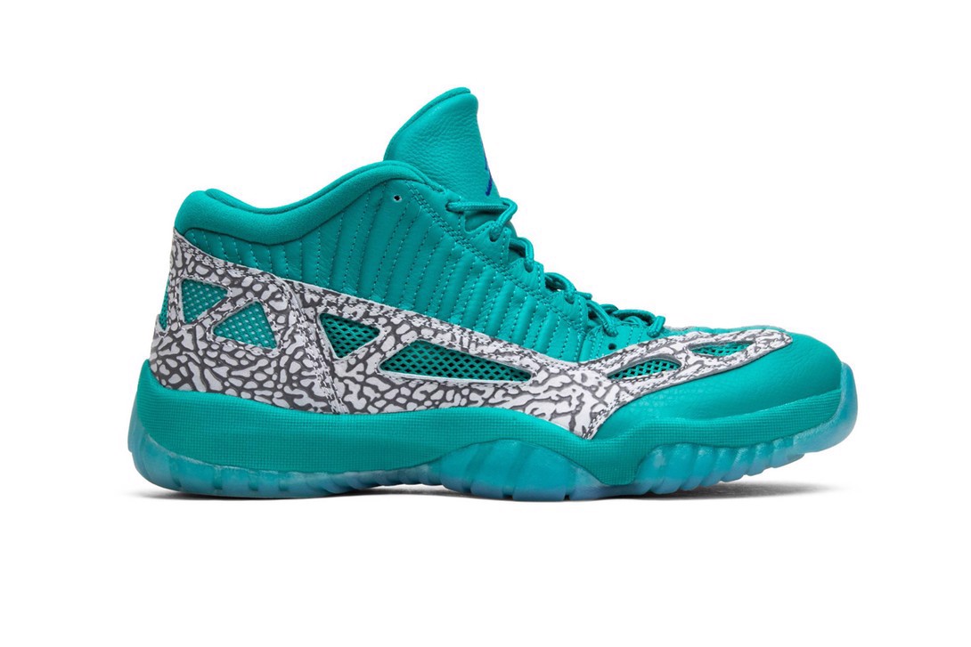 nhung-phoi-mau-mang-tinh-bieu-tuong-nhat-cua-air-jordan-11