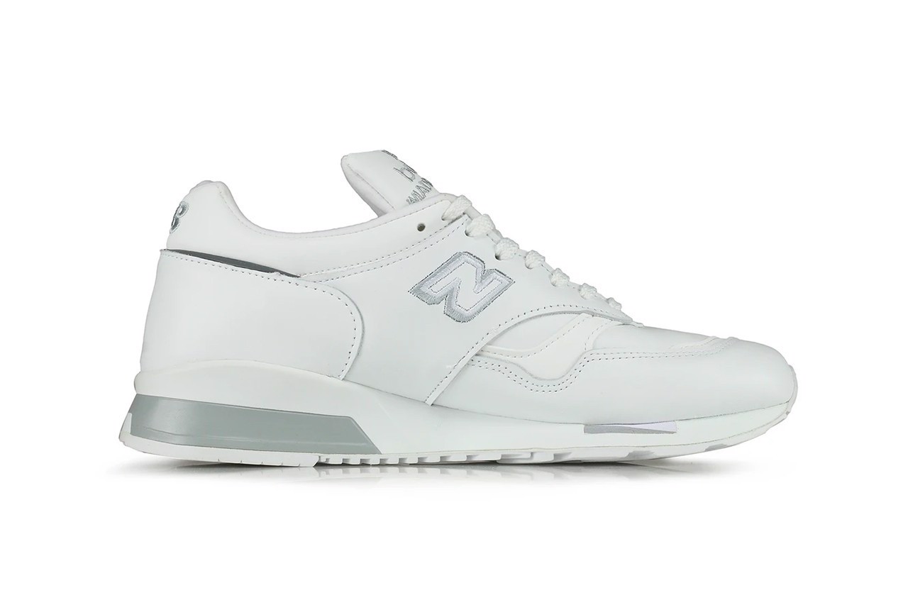 new-balance-made-in-uk-sap-ra-mat-voi-mau-trang-bac-tinh-te